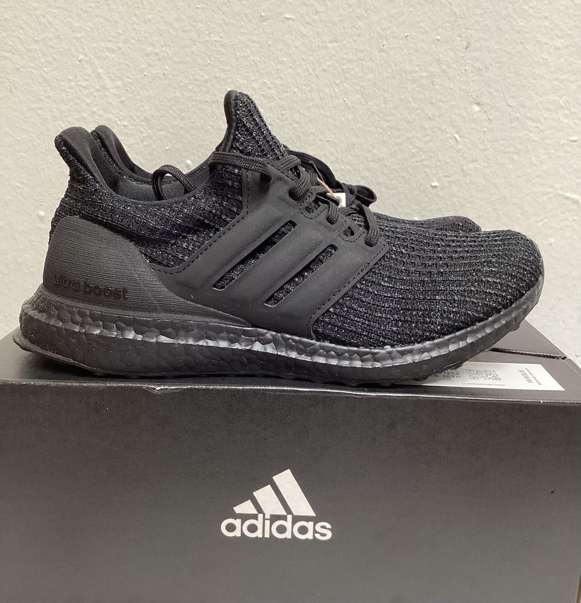 靴 adidas ULTRA BOOST LTD 4.0 triple black Adidas Ultraboost 4.0 Triple Black Running Shoes Boost