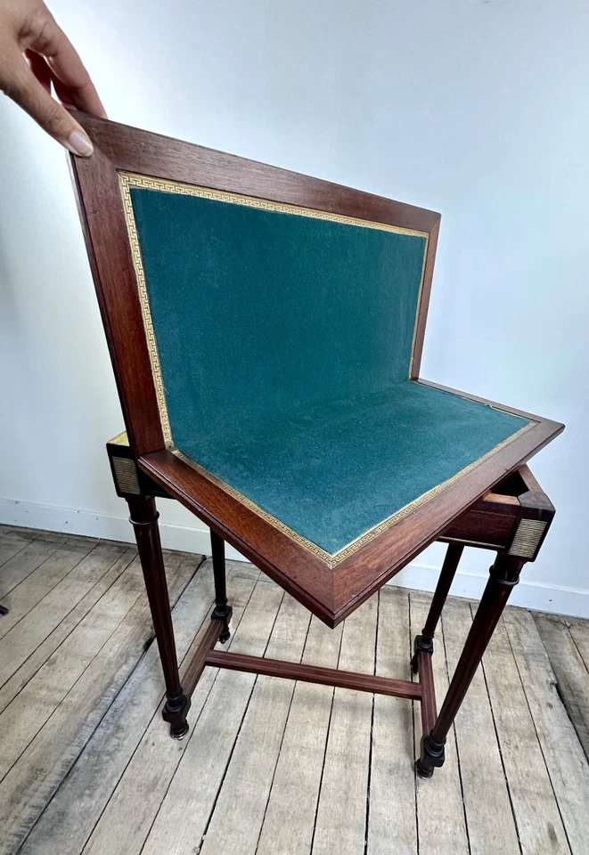 Table d'appoint / table à jeux de style Louis XVI fin XIXeme - Photo 4/4