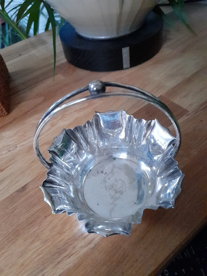 EPNS Silver Plated bon-bon dish 1960s vintage  9305 - Image 3 of 4