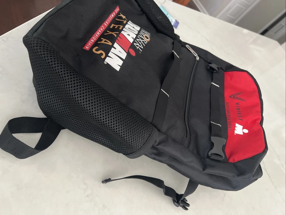 Mochila Ironman Texas 2023 Foto 2 de 4