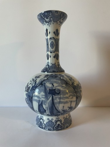 DELFT Fluted Vase Floral Sailing Boats Hand Painted Vintage Retro Dutch Holland - Picture 6 of 10