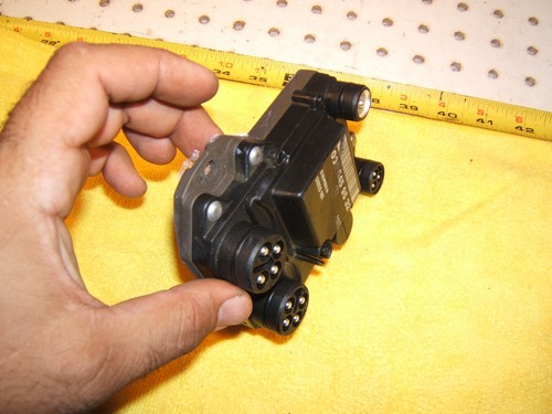 Mercedes 1992 300E Sedan 2.6 Motor Siemens ignition EZL Genuine MBZ OEM 1 Module - Picture 8 of 12