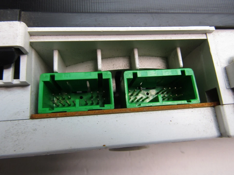 Cuadro de instrumentos velocímetro Rodeo 2001 2002 Isuzu tablero delantero indicador OEM Foto 3 de 4