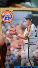 1987 Topps 659 Aurelio Lopez, Houston Astros Card; ONE OF FEW W/ Green Dot Error