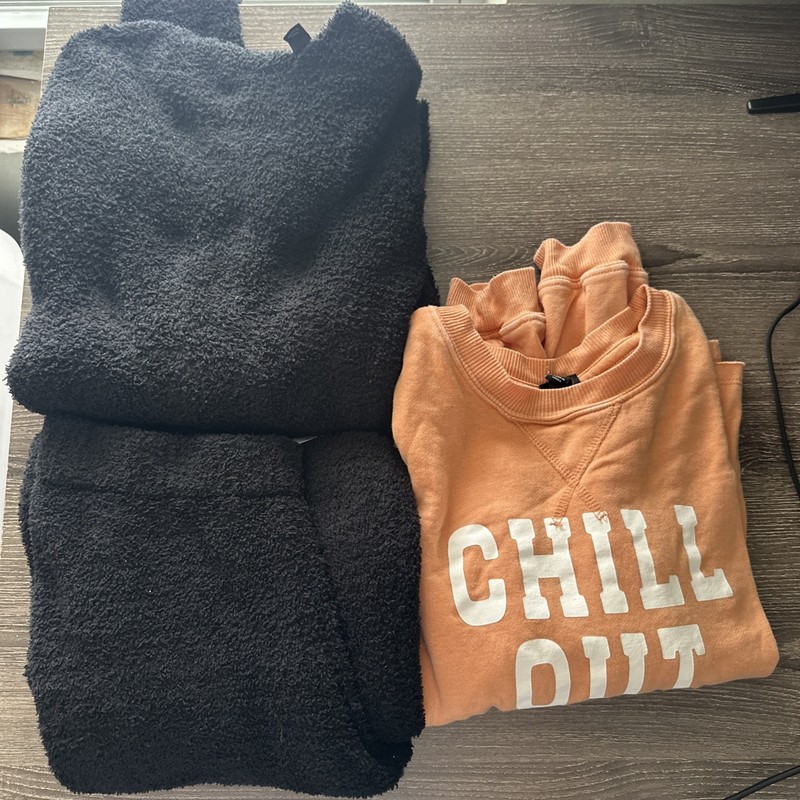 Girls Art Class Size XL Sweats Lot