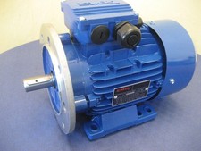 EMK Elektromotor Drehstrom 0,37kW 1500/min Welle 14mm 71 B35(Fuß+Flansch) IE2