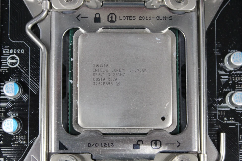 Placa madre procesador Intel DX79SR Core i7-3930K SR0KY 3,20 GHz Foto 3 de 3