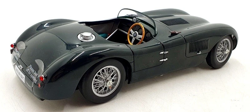Autoart 1/18 Scale Diecast DC15824C - 1951 Jaguar 120 C-Type - Green - Image 2 of 4