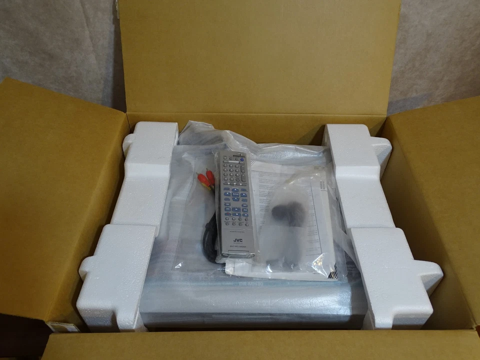 JVC DR-MH30S DVD-PLAYER  / Hard Disc Drive Recorder NEU NEW BOXED NOS RARE - Image 2 of 4