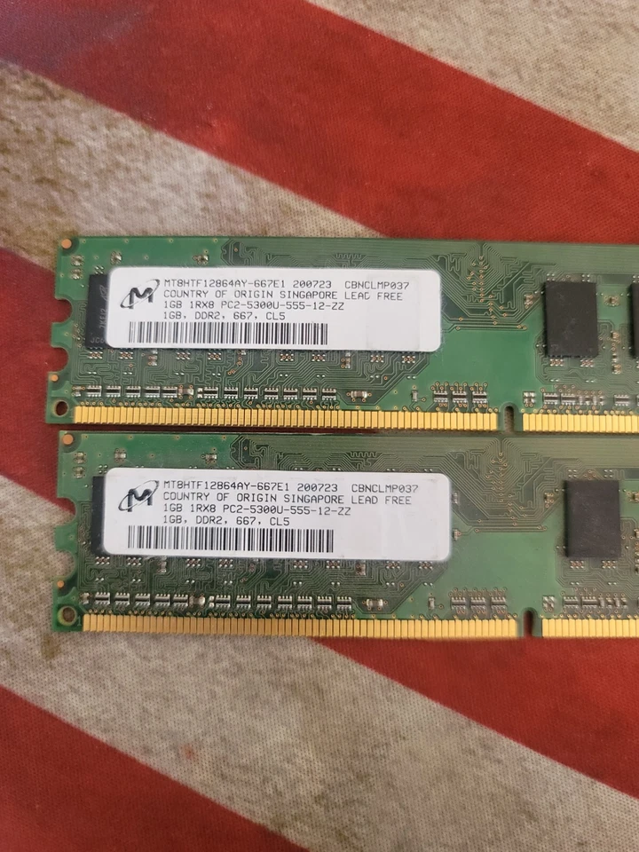 USED 1 GB X 2 PC2-5300 DDR2 667MHZ CL5 2GB TOTAL 2 MICRON 1RX8 1 SAMSUNG 2RX8 HP - Image 2 of 2