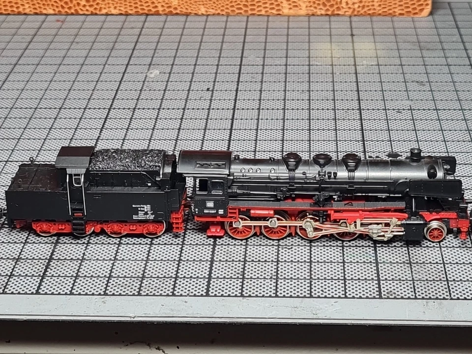 Fleischmann Schlepptender Dampflok  BR  50 068-7  DB   Spur N  1:160 