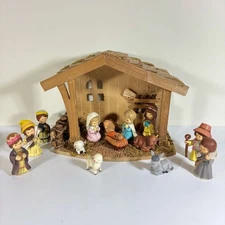 ENESCO Child’s Nativity Set Scene 13 Figures w/ Wooden Stable Complete (1989 )