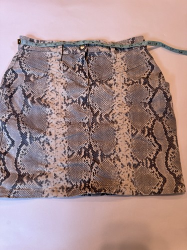 Aritzia Wilfred Free Kelsey Python Mini Skirt Size 6 Slash Pockets Snake Print - Picture 7 of 7