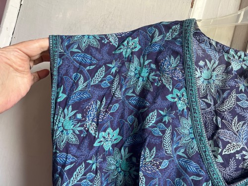 ✩Pretty *EAST ARTISAN with ANOKHI* Blue Floral Block Printed Midi Dress 18✩ - Picture 4 of 9