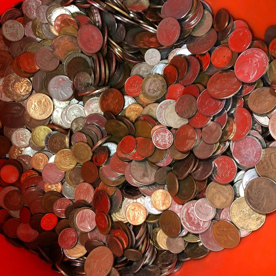 5 lbs of WORLD FOREIGN COINS, mixed bulk lots by the pound! Many Countries! - Image 3 of 3