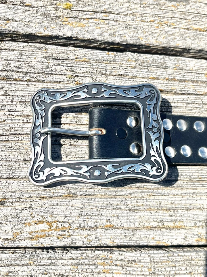 Cinturón de cuero negro 34 pulgadas níquel plata tachuelas hecho en EE. UU. motociclista hebilla occidental Foto 2 de 3