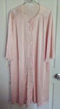 Vintage JCPenny Robe Misses Large Pink Nylon Embroidered