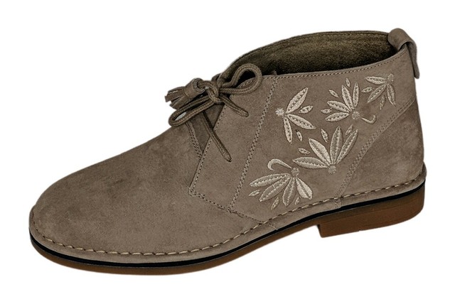 cyra catelyn chukka boot