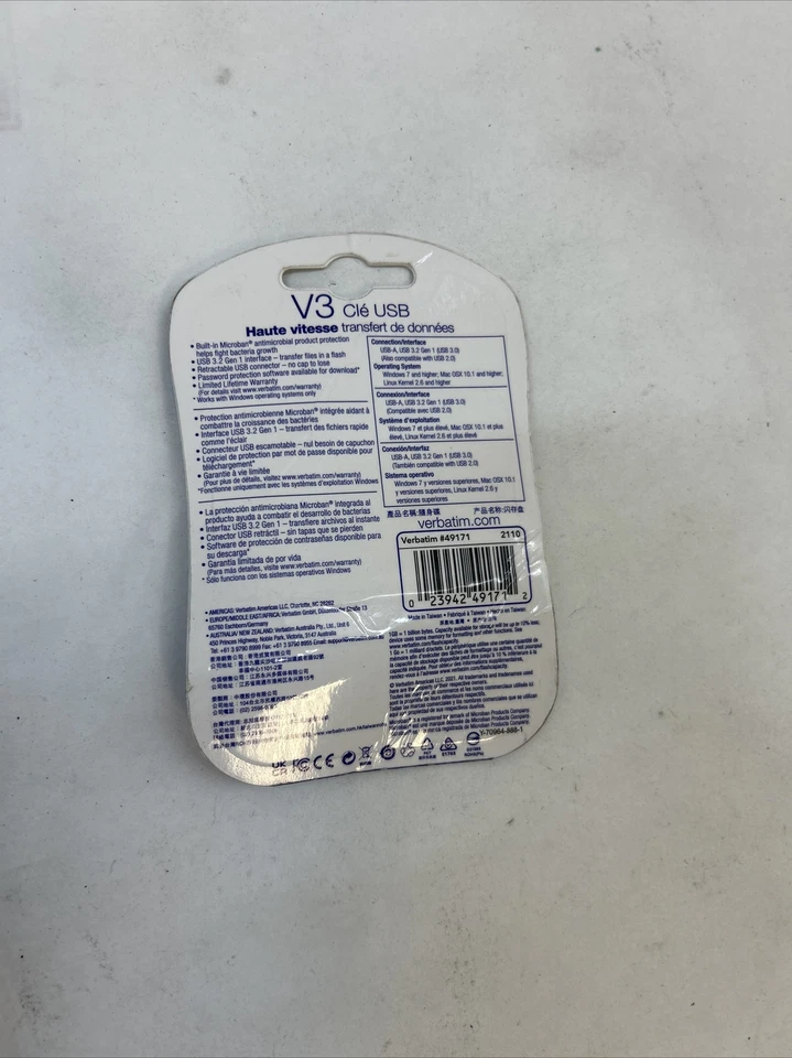 VERBATIM 49171 Store 'n' Go V3 USB 3.0 Drive, 8 GB, Black/Gray - Image 2 of 2