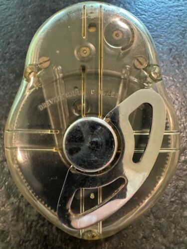 Vintage Wind-Up Shaver As Used by Astronauts on Apollo 14 Mission to the Moon - Picture 2 of 4