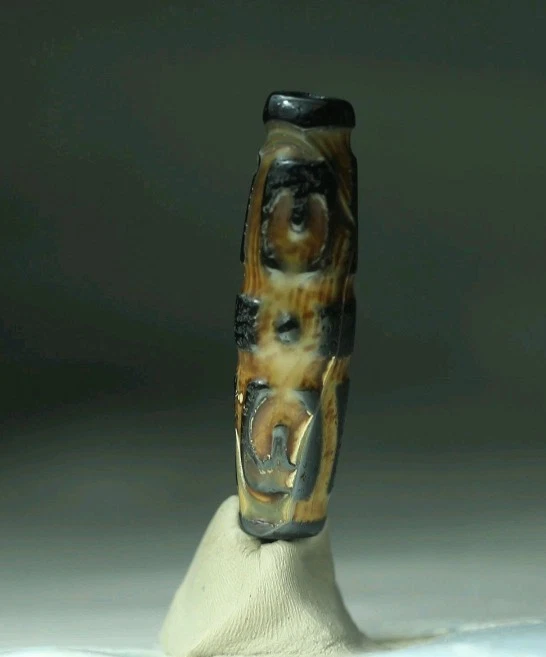 Rare Pre-1400s Indo/Tibetan Old Agate Pure Ripoche Scepter Dzi Bead 9*12*48mm - Image 4 of 4