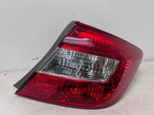 Pair Of Tail Light Assemblies – Fits 2012 Honda Civic Coupe & Sedan (4-Door)