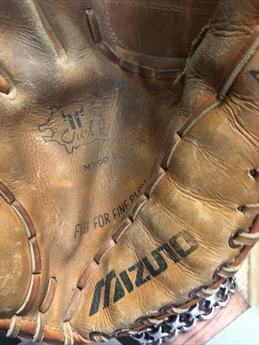 Mizuno Professional Model MT500 Lite Flex Baseball Glove - Picture 6 of 13