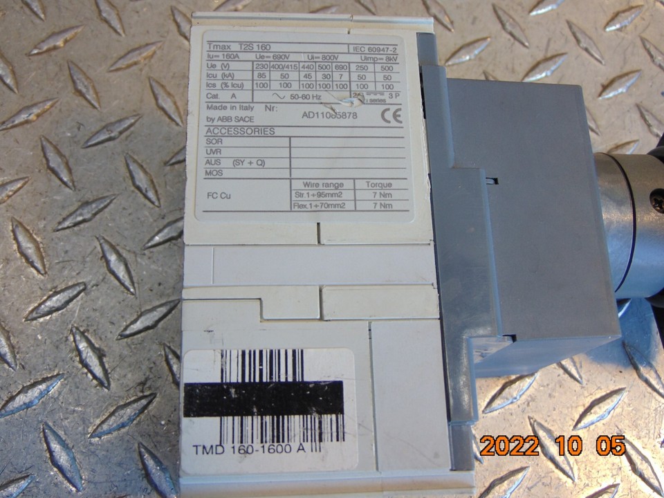 ABB SACE TMAX T2S 160 CIRCUIT BREAKER TMD 160-1600 A with ON/OFF KNOB ...