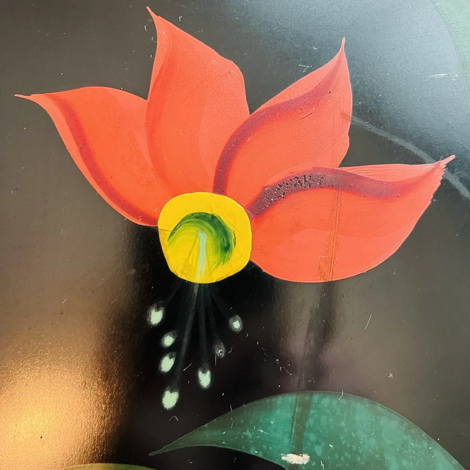 Antigua pintura de arte popular con flores óleo sobre panel de hojalata flores anaranjadas hoja verde Foto 4 de 4