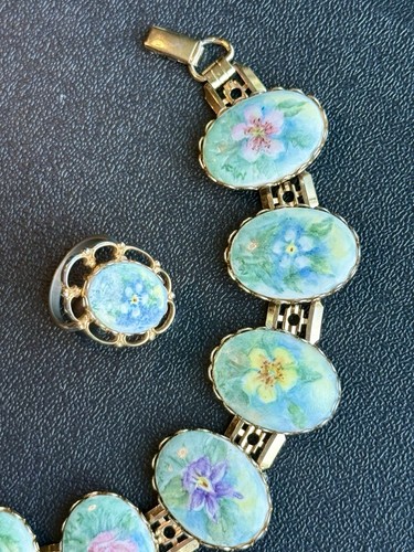 Vintage Hand Painted Porcelain Gold Tone Flower Bracelet And Adjustable Ring. G - Picture 2 of 23