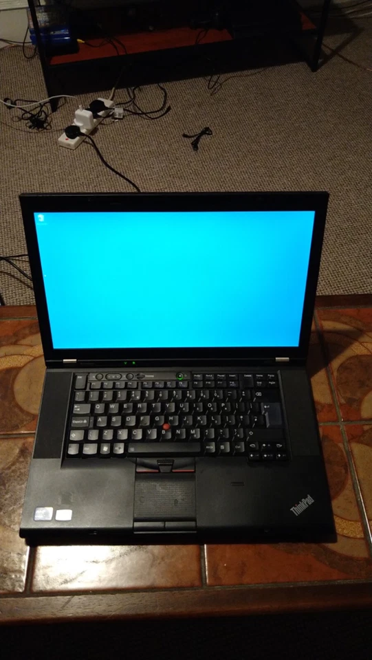 Lenovo ThinkPad W510 15.6" - CORE I7 Windows 10 Pro 12G RAM - Image 3 of 4