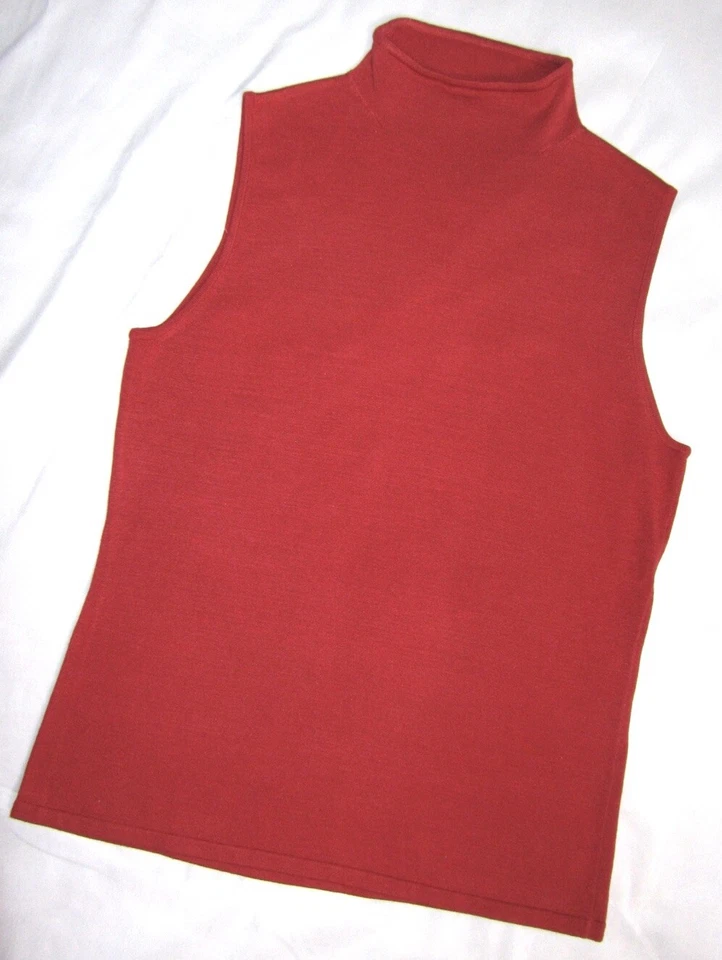 vintage red mock neck short sleeve - Image 2 of 4