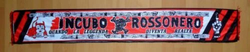 Echarpes de collection sur le football clubs italiens Milan AC