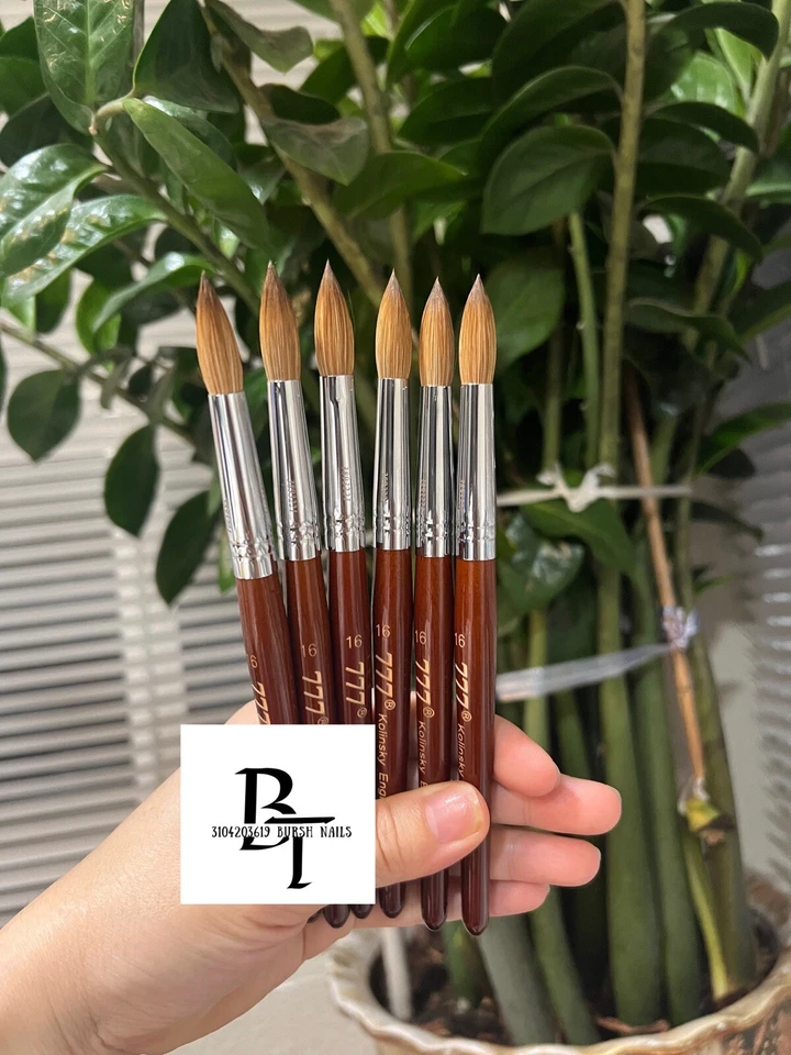 Cepillo Kolinsky 777 tamaño #16 (engarzado) Foto 3 de 4