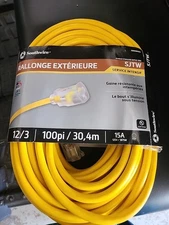 Southwire 25890002 Outdoor Heavy Duty 100ft Extension Cord - Yellow