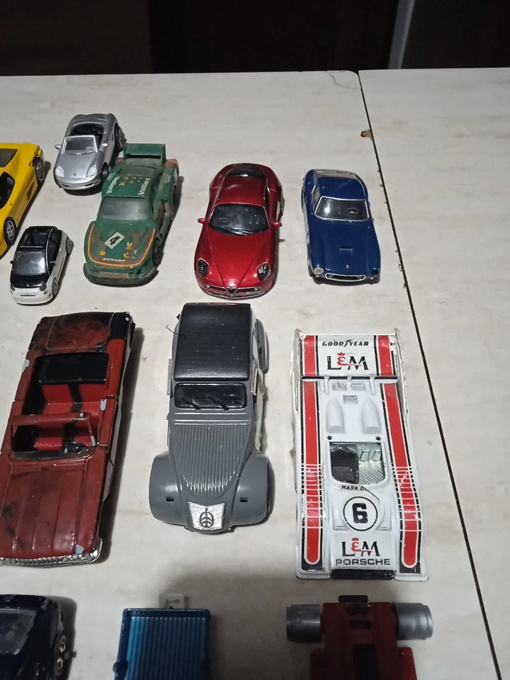 Grandissimo Lotto Di Modellini Auto Mebetoys Politoys Polistil Burago Ecc. - Immagine 4 di 4