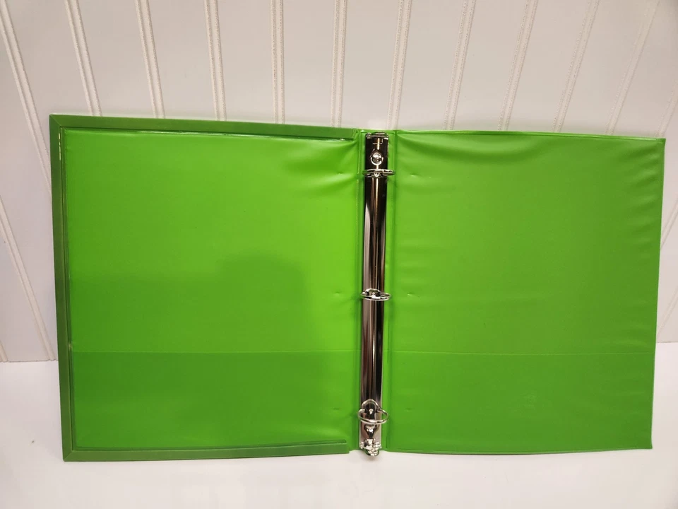 Lote de suministros musicales de secundaria, carpeta de 3 anillos, cuaderno espiral, bolígrafos Foto 3 de 4