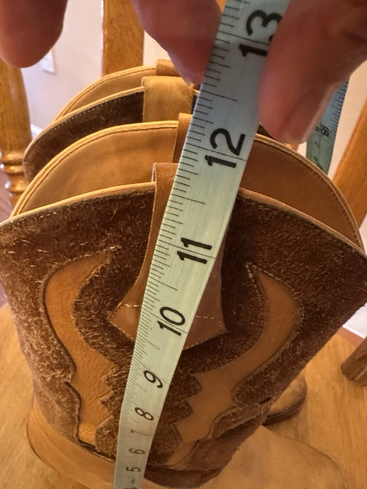 BOTAS VAQUERAS MARRONES THE WILD PAIR DE COLECCIÓN PARA MUJER TALLA 8 CON DEFECTOS EN B manchadas de uso Foto 4 de 4