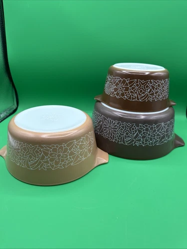 Vintage Set Of Three Pyrex Woodland Casserole Dishes No Lids 475-B 474-B 473-B