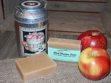 Goat Milk Soap Homemade / Handmade Moisturizing - 4 oz - Apple & Cinnamon