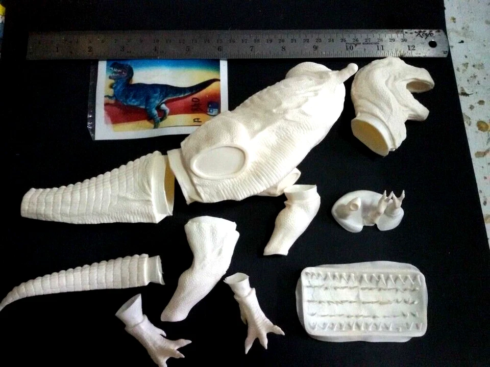 9"x15" Long TREX Dinosaur Vinyl Model Kit none scale - Image 2 of 2