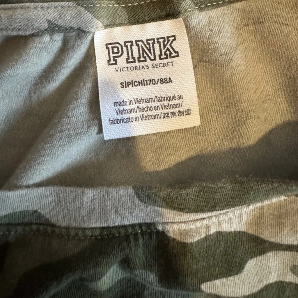 UNDERCOVER Abito mimetico ROSA Victoria's Secret. Taglia S. Buone condizioni
