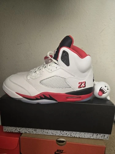 Nike Air Jordan 5 Retro 'Fire Red Black Tongue' Size 10.0 Style HQ7978-101