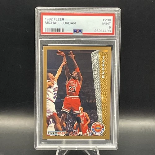 1992-93 Fleer #238 League Leader Michael Jordan PSA 9 Chicago Bulls