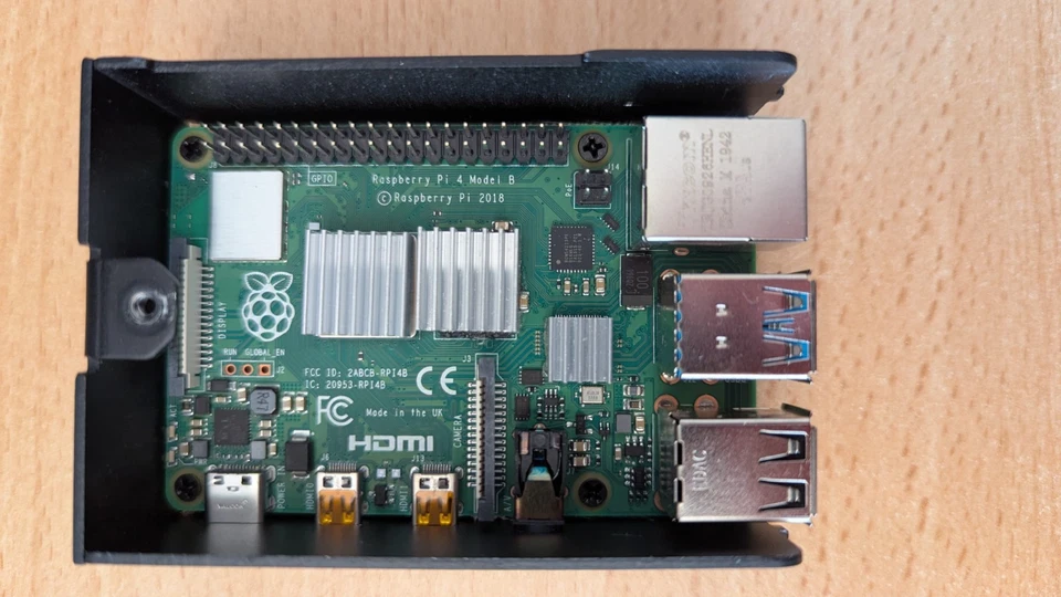 Raspberry Pi 4 Model B (ARM Cortex A72, 1,50 GHz, 4GB RAM) 64 GB Komplett-Set - Bild 3 von 4