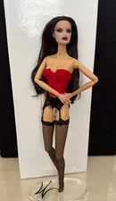 Fashion Royalty  Vanessa Perrin Brunette Doll  Integrity Toys  Lingerie ensemble