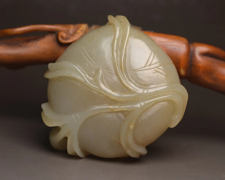 China Natural Hetian Jade Colgante Antiguo Jade Loto Cepillo Lavadora Jade Amuleto GY1 Foto 2 de 4