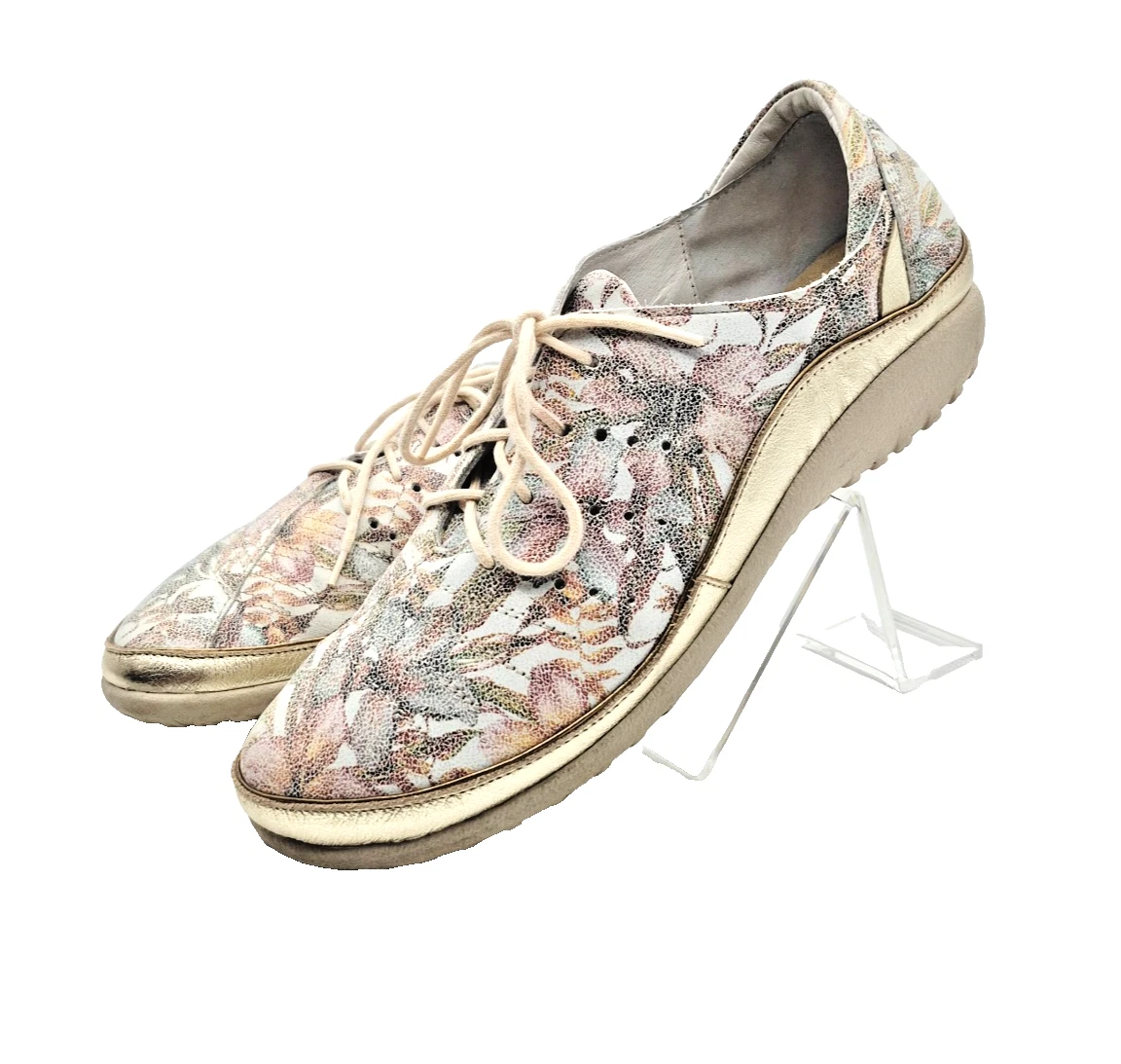 NAOT Kumara Women's US 10 Radiant Gold Floral Leather Shoes
Opens in a new window or tab