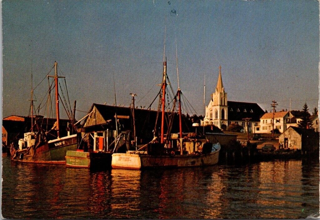 Postcard Maine Boothbay Harbor Region Fishing Trawlers *TRIMMED* Church Vintage
