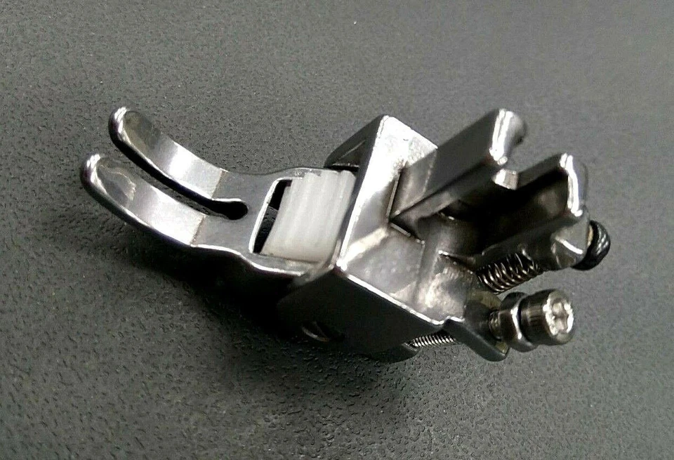 Nuevo pie de rodillo - rodillo de nailon Juki TL-/Janome 1600/Brother PQ-1500, etc.  Foto 2 de 3